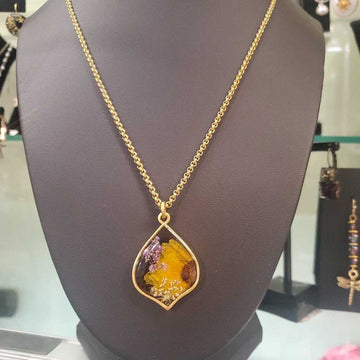 Yellow Daisy Gold Resin Necklace