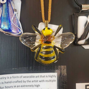 Amulet HoneyBee