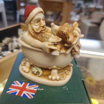 Harmony Kingdom – Under the Cherry Blossoms