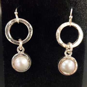 Silver Ring Pearl Earrings