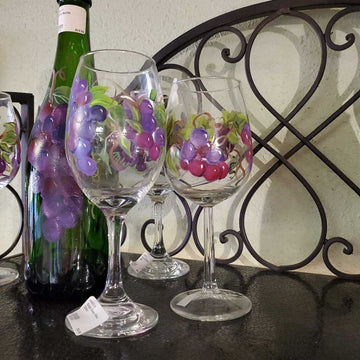 Wine Glass Grapes Small